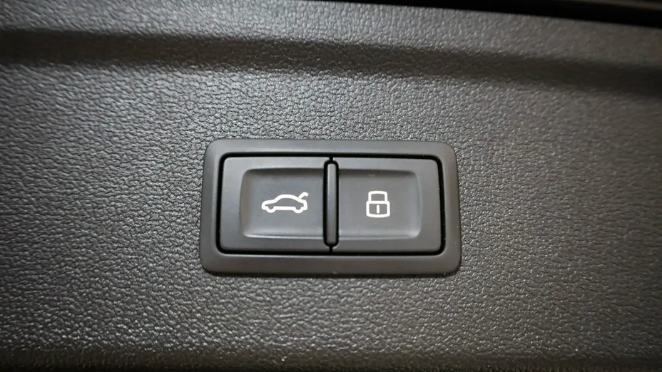AUDI S3 Sportback -