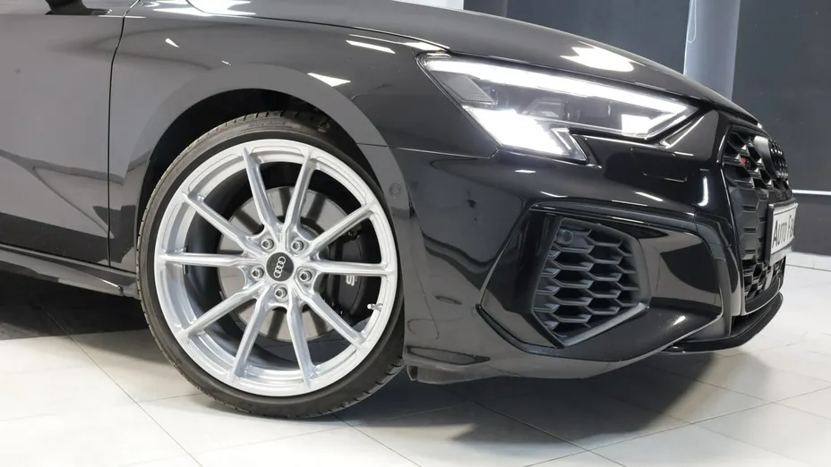 AUDI S3 Sportback -