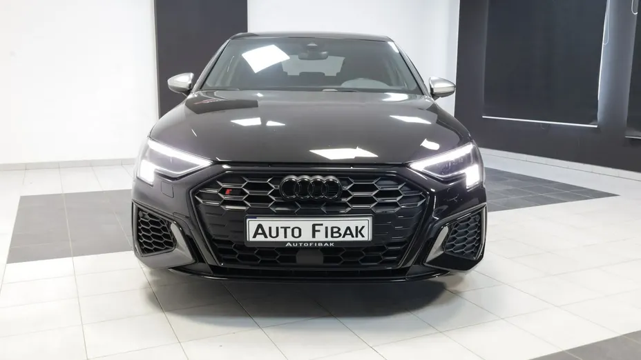 AUDI S3 Sportback -