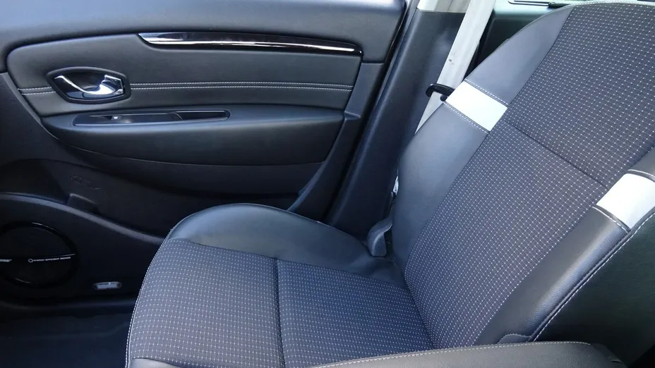 RENAULT Scenic -