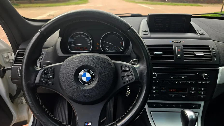 BMW X3 -