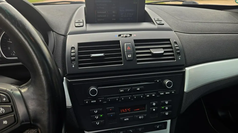 BMW X3 -
