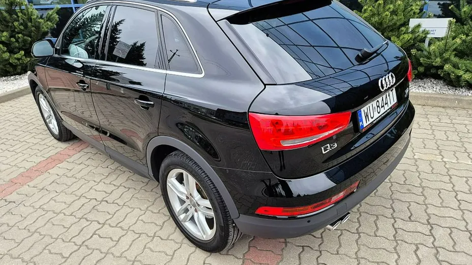 AUDI Q3 -