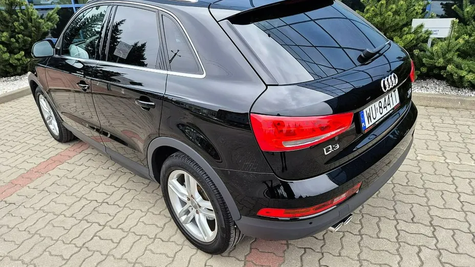 AUDI Q3 -