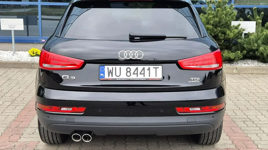 AUDI Q3 -