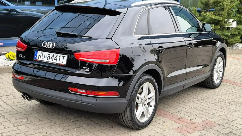 AUDI Q3 -