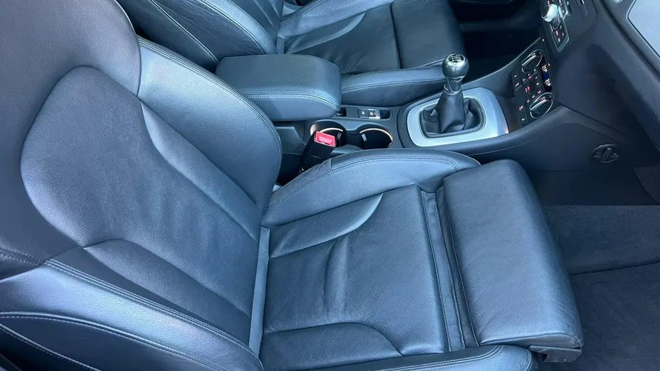 AUDI Q3 -