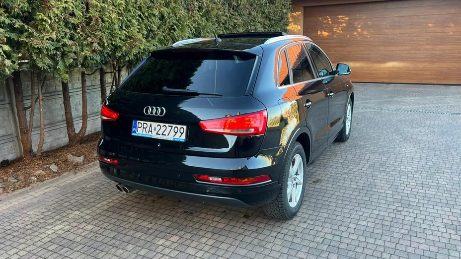 AUDI Q3 -