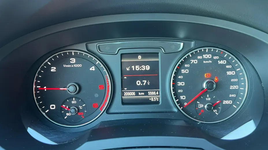 AUDI Q3 -
