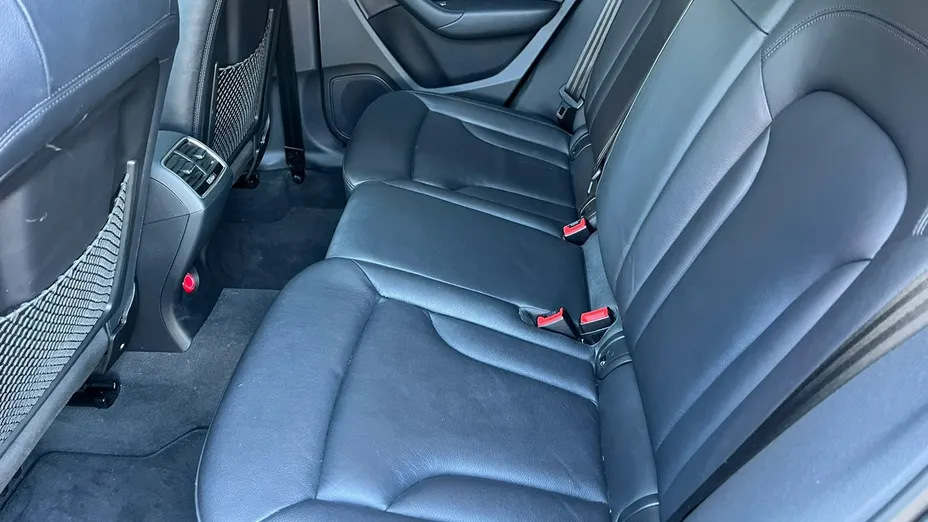 AUDI Q3 -