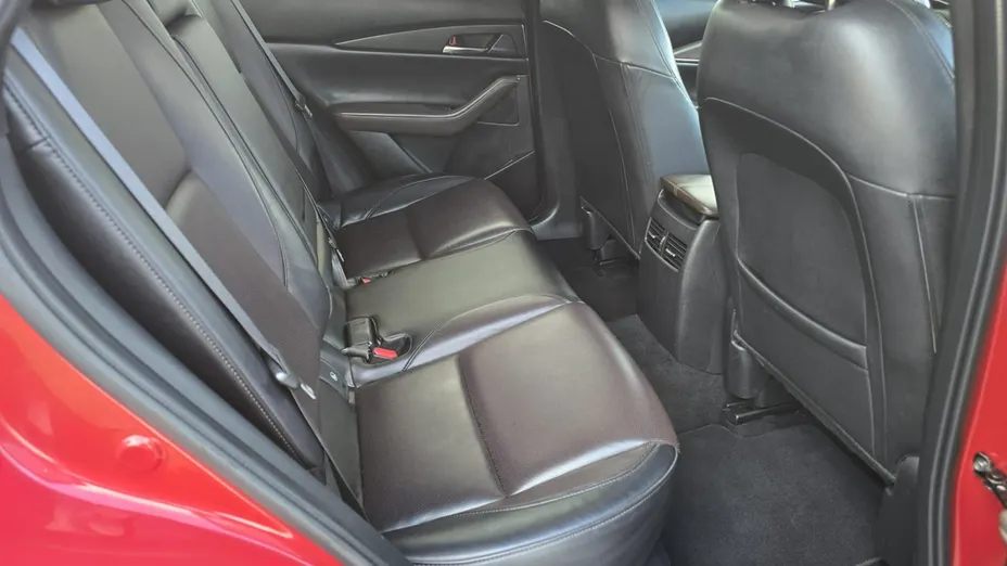 MAZDA CX-30 -