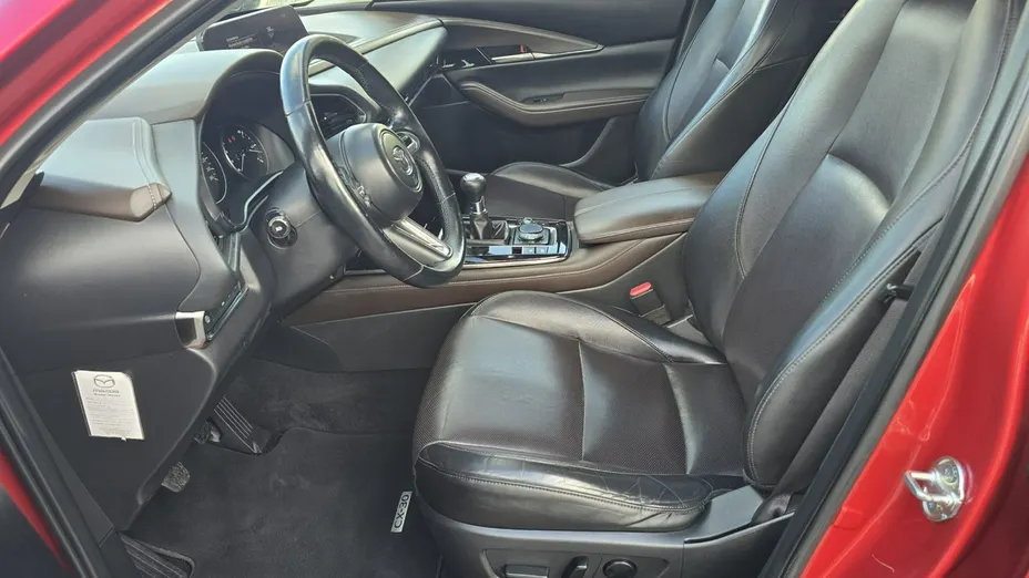 MAZDA CX-30 -
