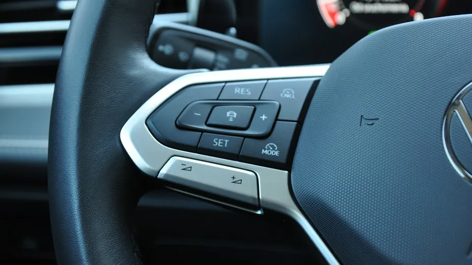 VOLKSWAGEN Passat -