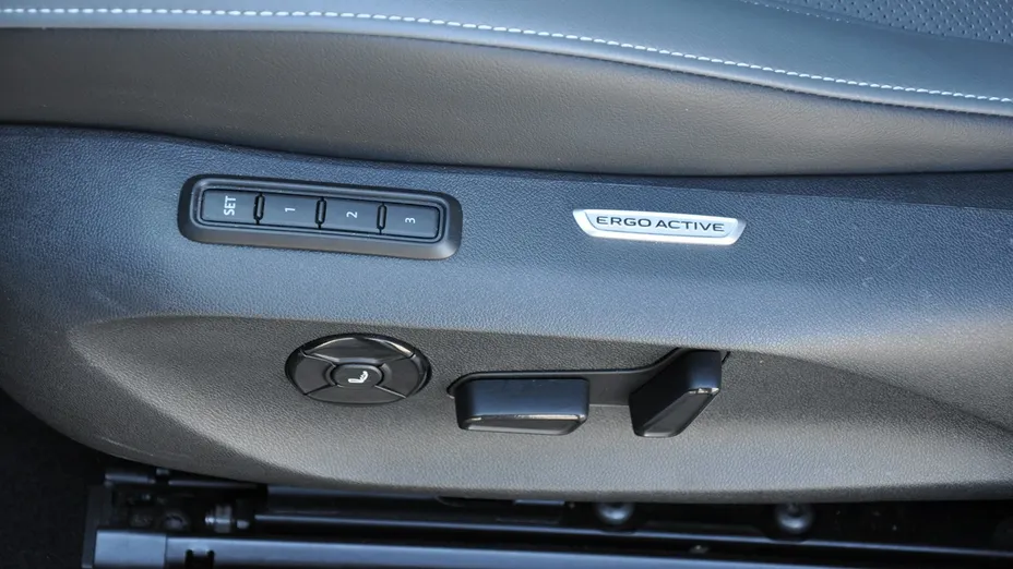 VOLKSWAGEN Passat -