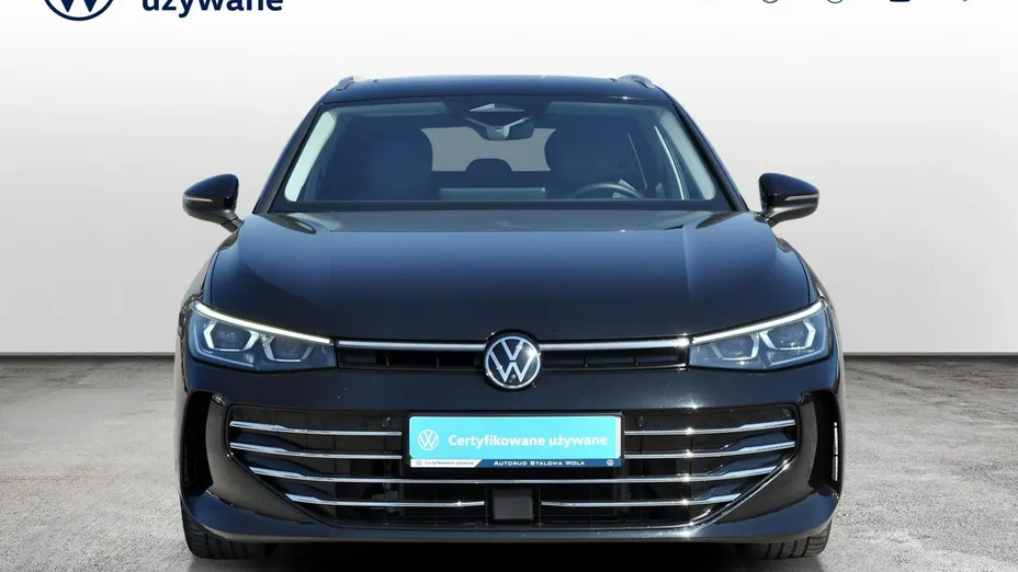 VOLKSWAGEN Passat -