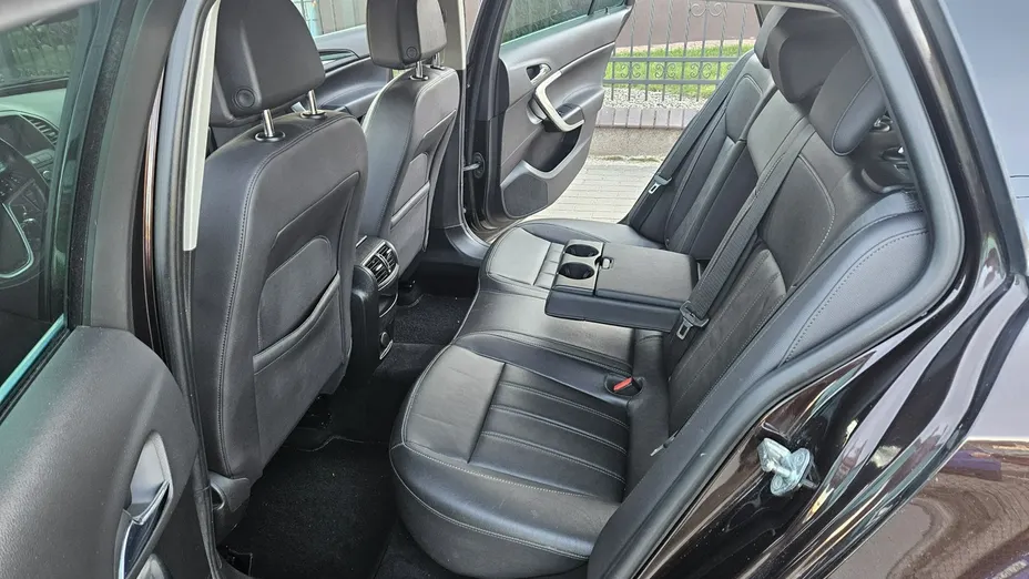 OPEL Insignia -