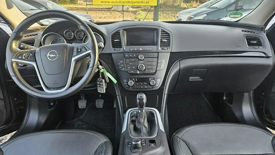 OPEL Insignia -