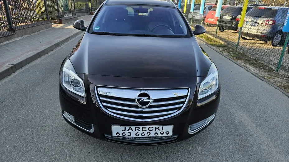 OPEL Insignia -