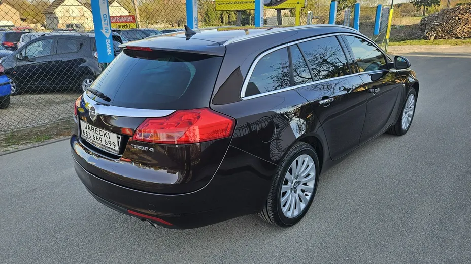 OPEL Insignia -