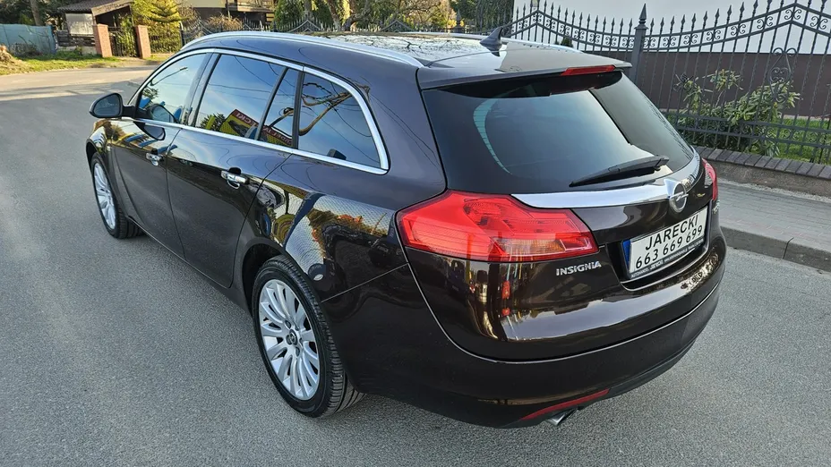 OPEL Insignia -