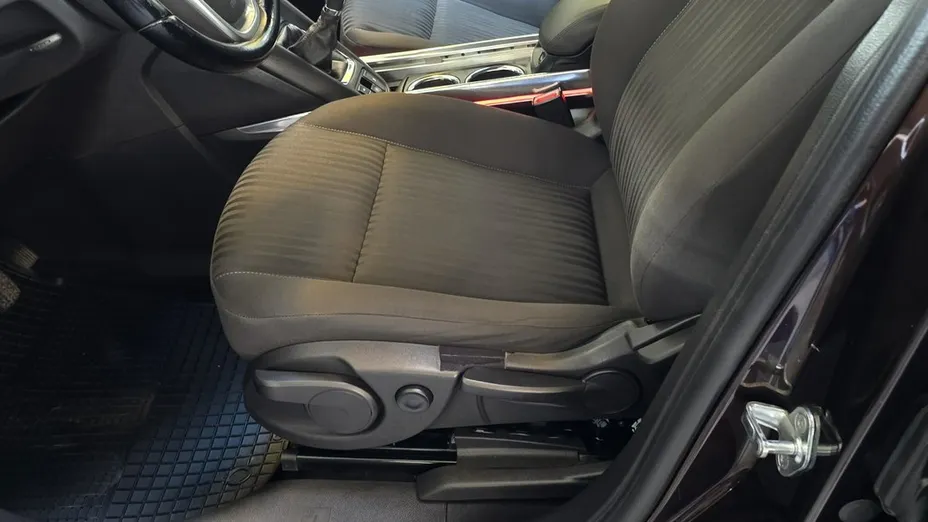 OPEL Zafira -