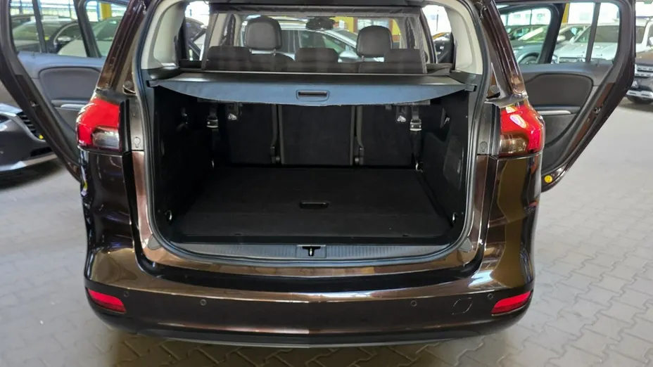 OPEL Zafira -