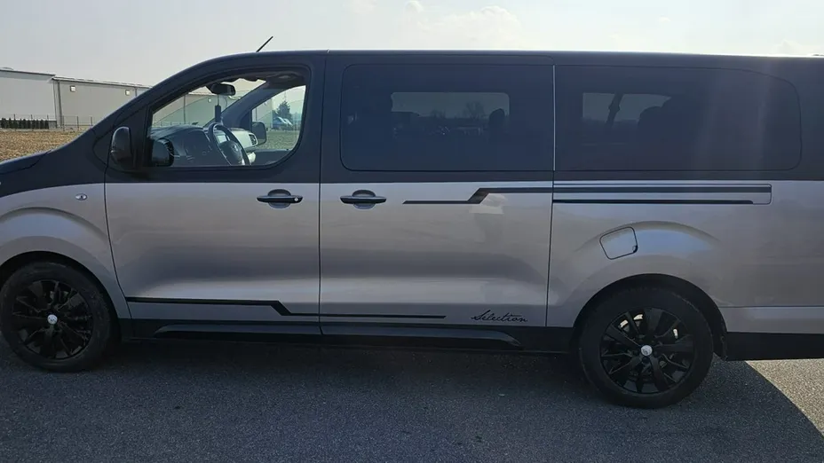TOYOTA Proace -