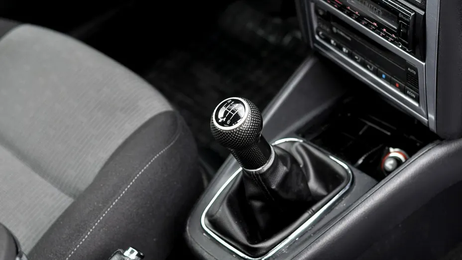 VOLKSWAGEN Bora -