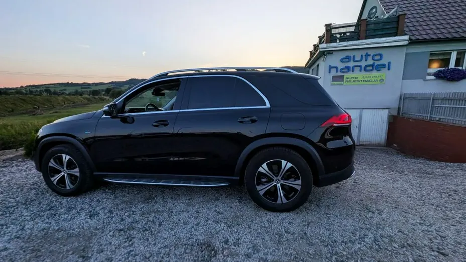 MERCEDES-BENZ GLE -