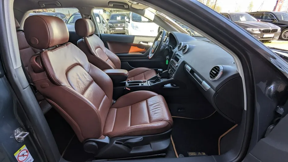 AUDI A3 -