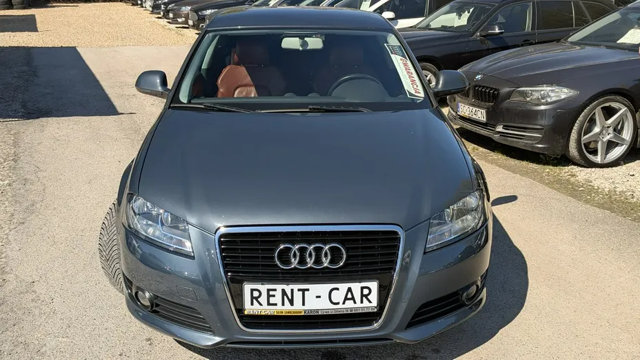 AUDI A3 -