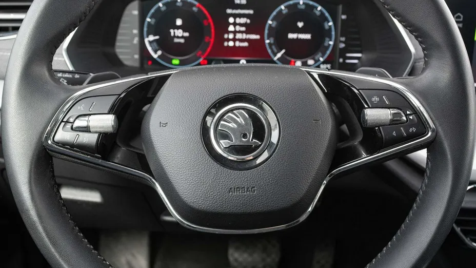 SKODA Octavia -