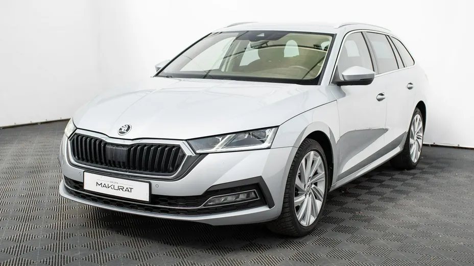 SKODA Octavia -