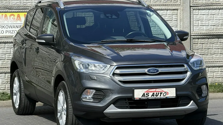 FORD Kuga -