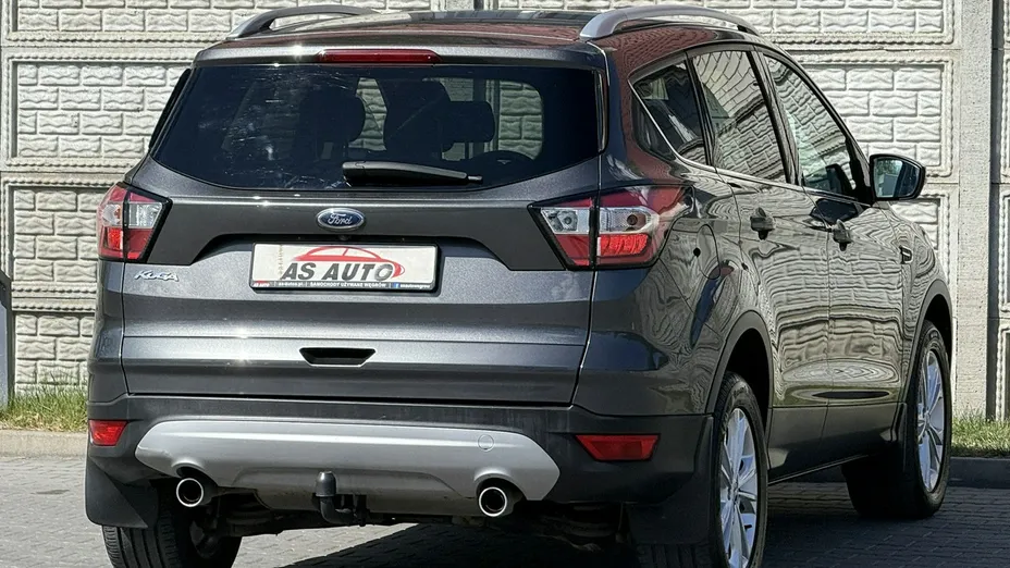 FORD Kuga -