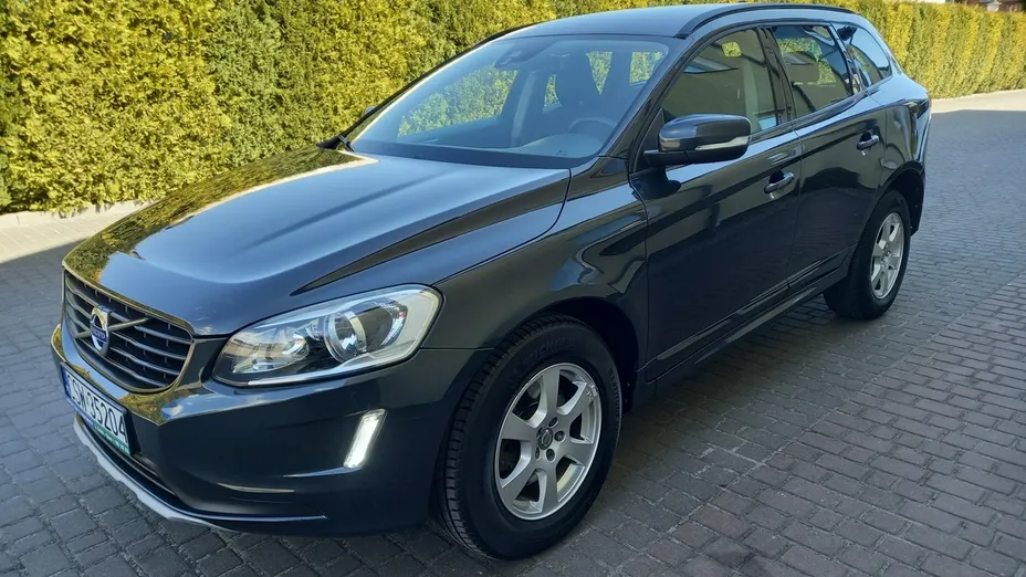 VOLVO XC60 -