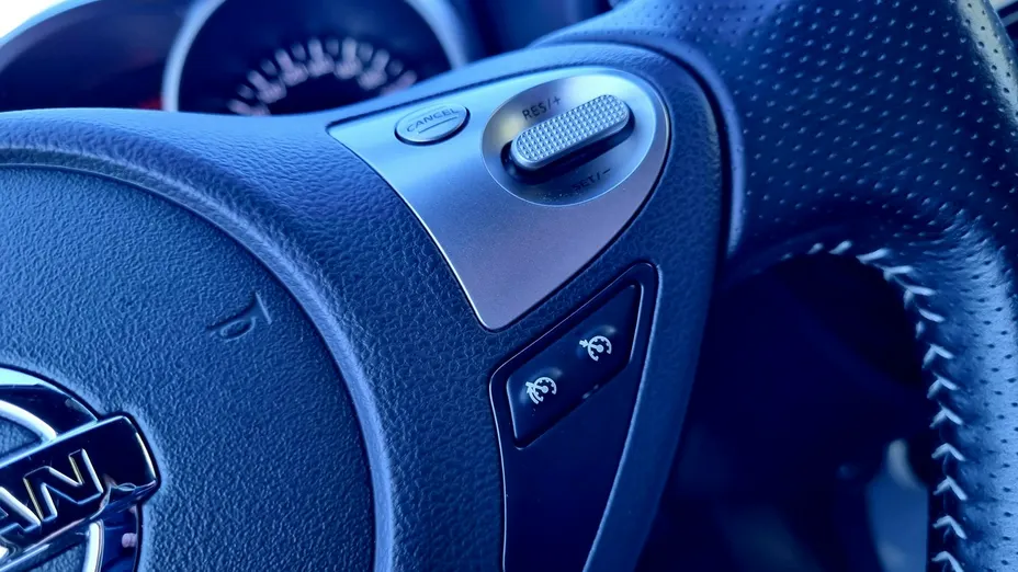 NISSAN Juke -