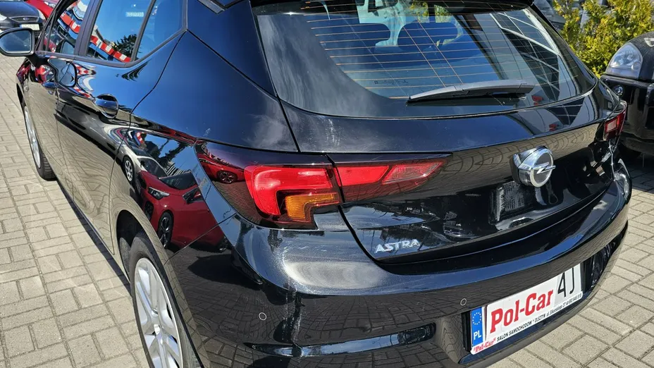 OPEL Astra -