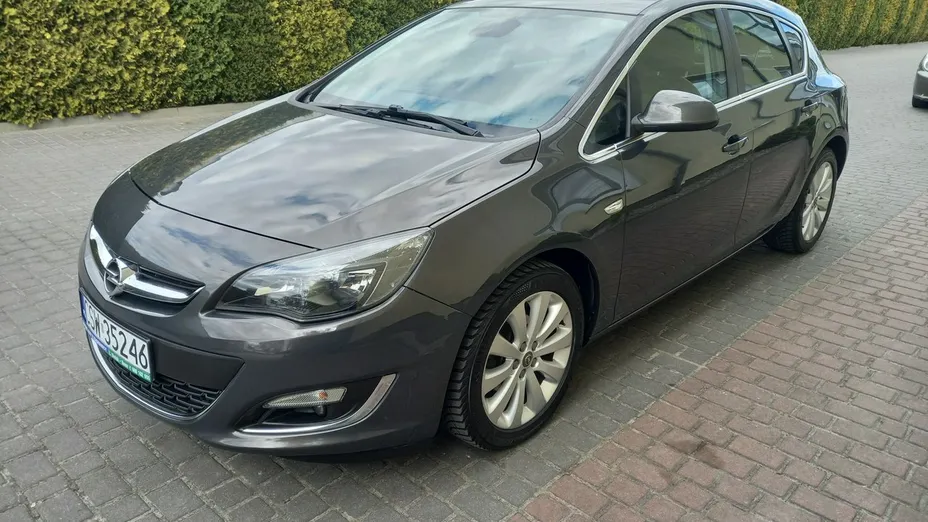 OPEL Astra -