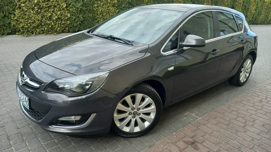 OPEL Astra -