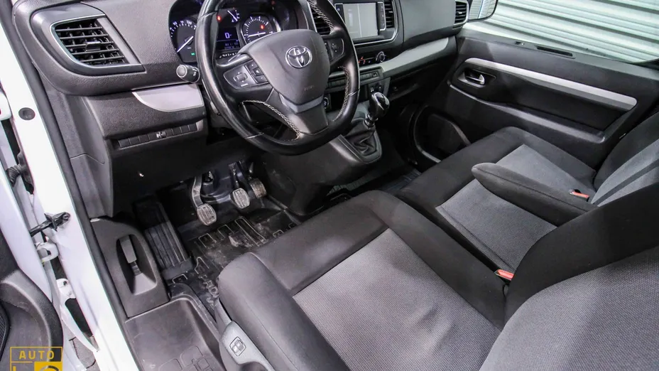 TOYOTA Proace Verso -