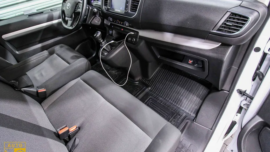 TOYOTA Proace Verso -