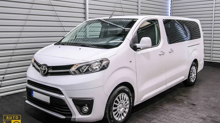 TOYOTA Proace Verso -