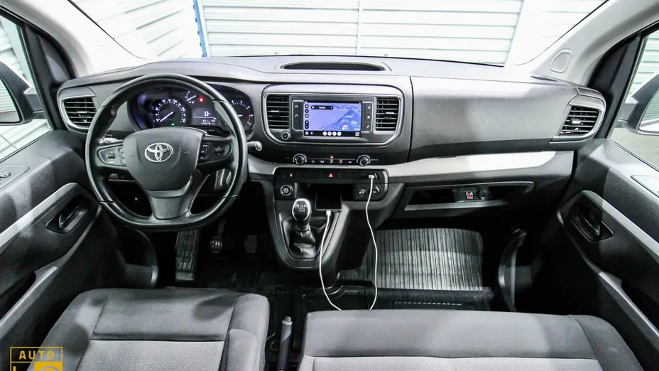 TOYOTA Proace Verso -