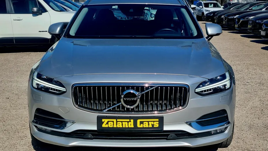 VOLVO V90 -