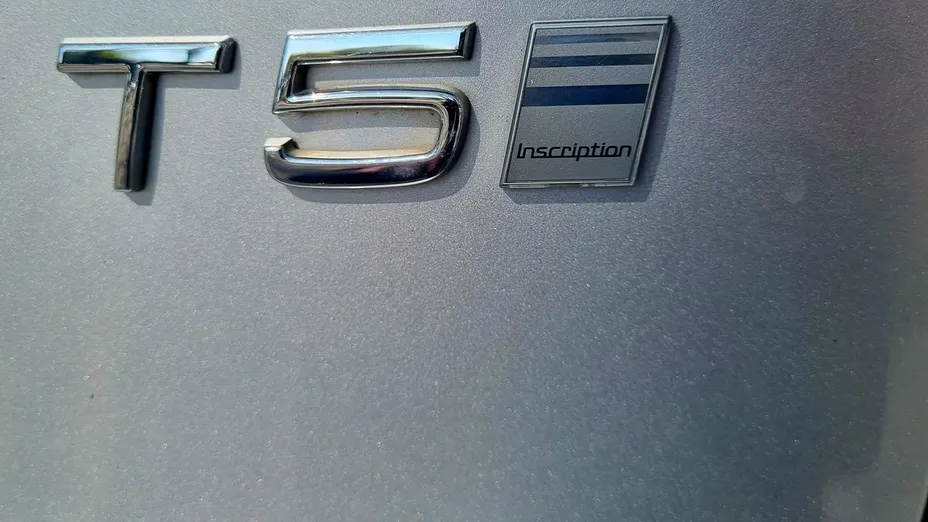 VOLVO V90 -