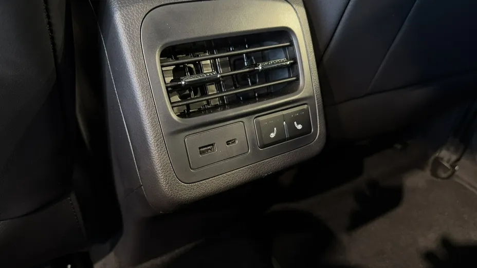 OMODA E5 -