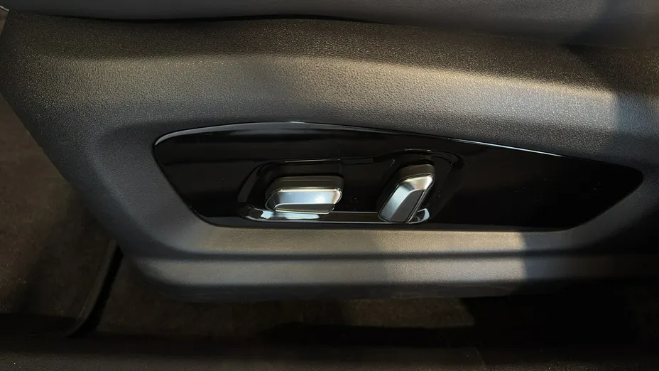 OMODA E5 -