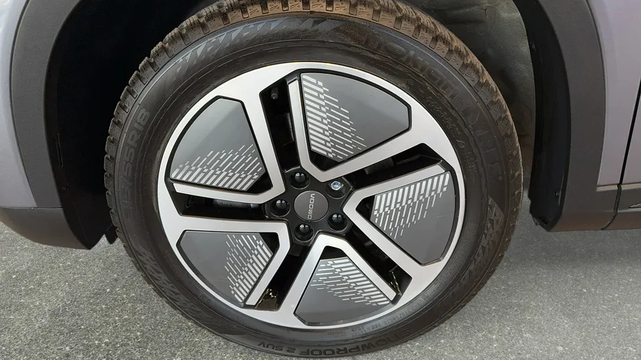 OMODA E5 -