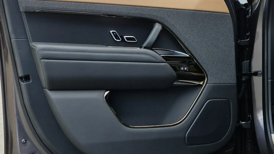 LAND ROVER Range Rover Sport -